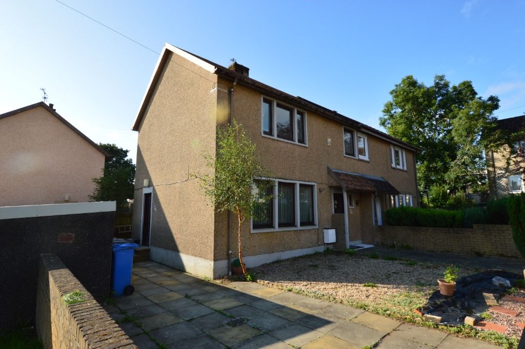 3 bed semidetached house to rent in Kirktoun Park, Ballingry KY5, £