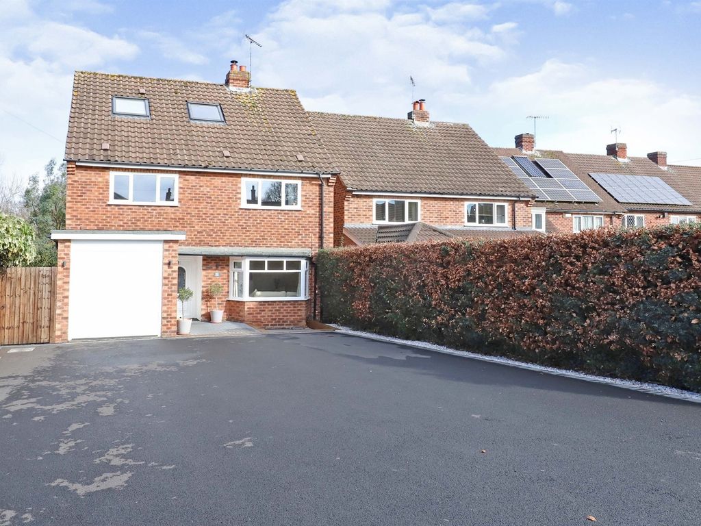 4 bed detached house for sale in Habberley Road, Kidderminster DY11 Zoopla