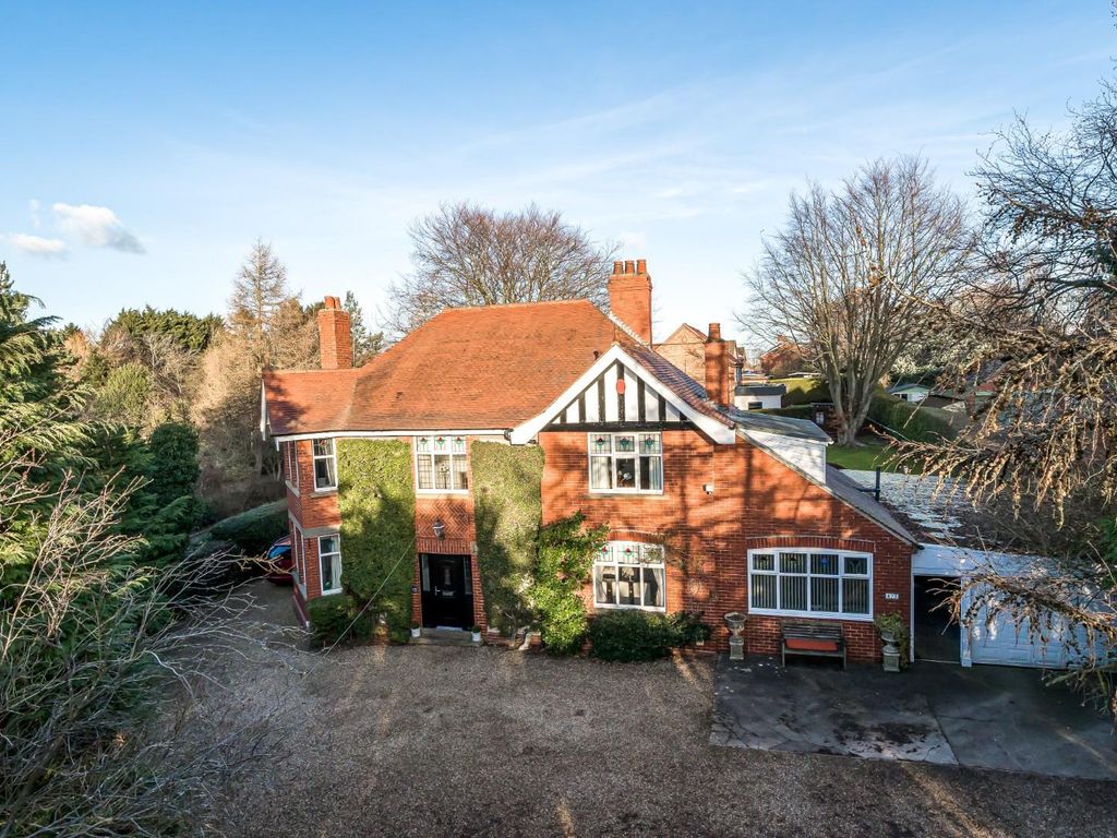 4 bed detached house for sale in Scalby Road, Scarborough YO12 Zoopla