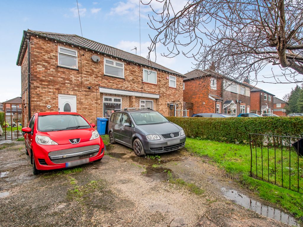 3 bed semidetached house for sale in Vernon Road, Stockport SK6, £
