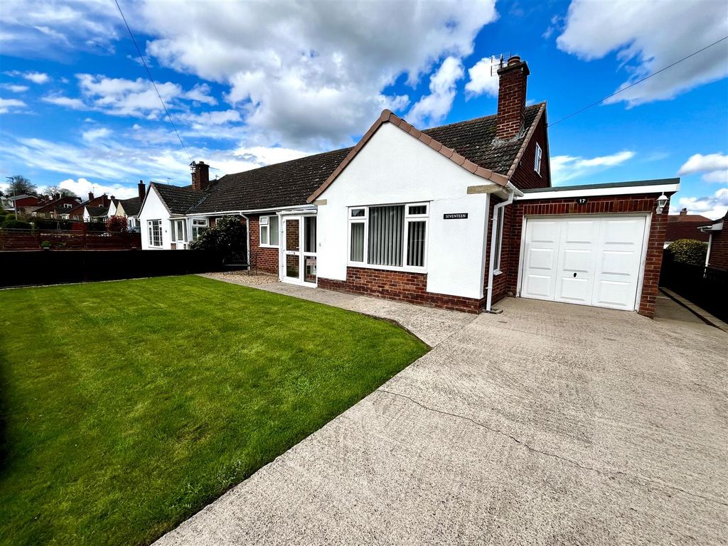 4 bed semidetached bungalow for sale in Blake Avenue, RossOnWye HR9