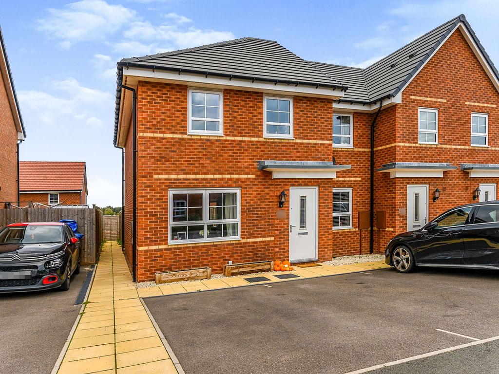 Bingley Avenue, Tamworth B78  