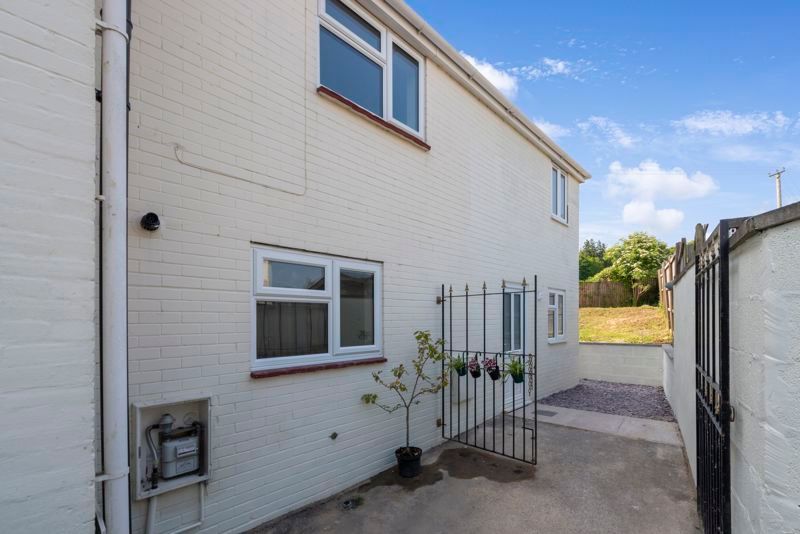 3 bed end terrace house for sale in Durweston DT11 Zoopla