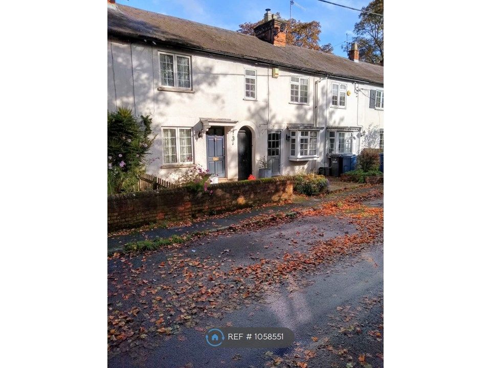 2 bed terraced house to rent in Prospect Cottages, Wooburn Town, High