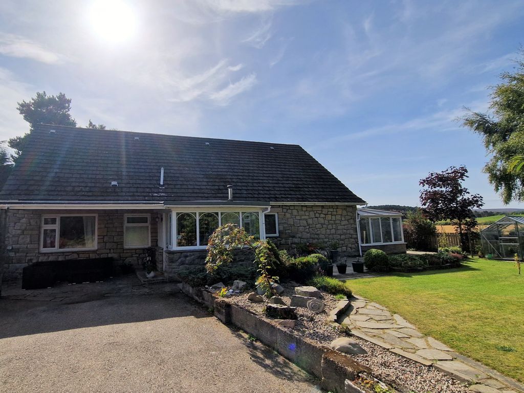 5 bed detached house for sale in Birnie, Elgin IV30, £310,000 Zoopla