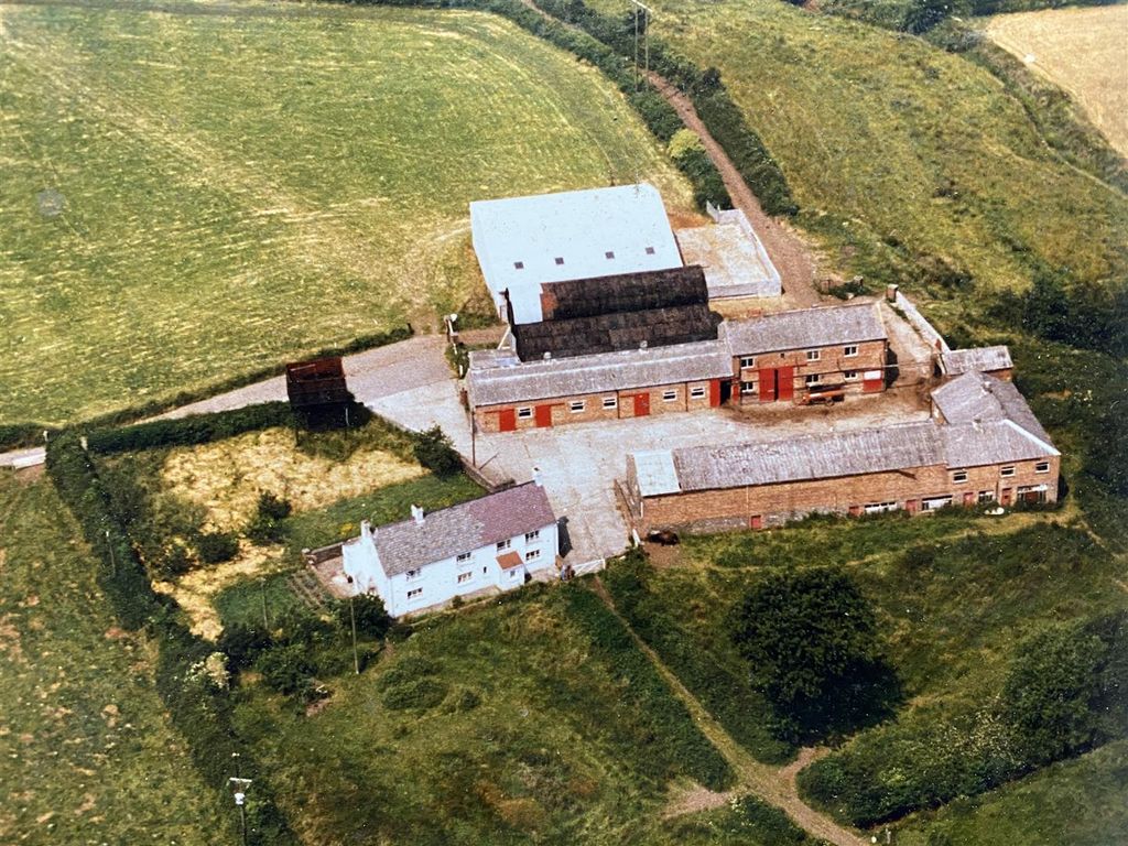 4 bed farm for sale in Pontarddulais, Swansea SA4 Zoopla