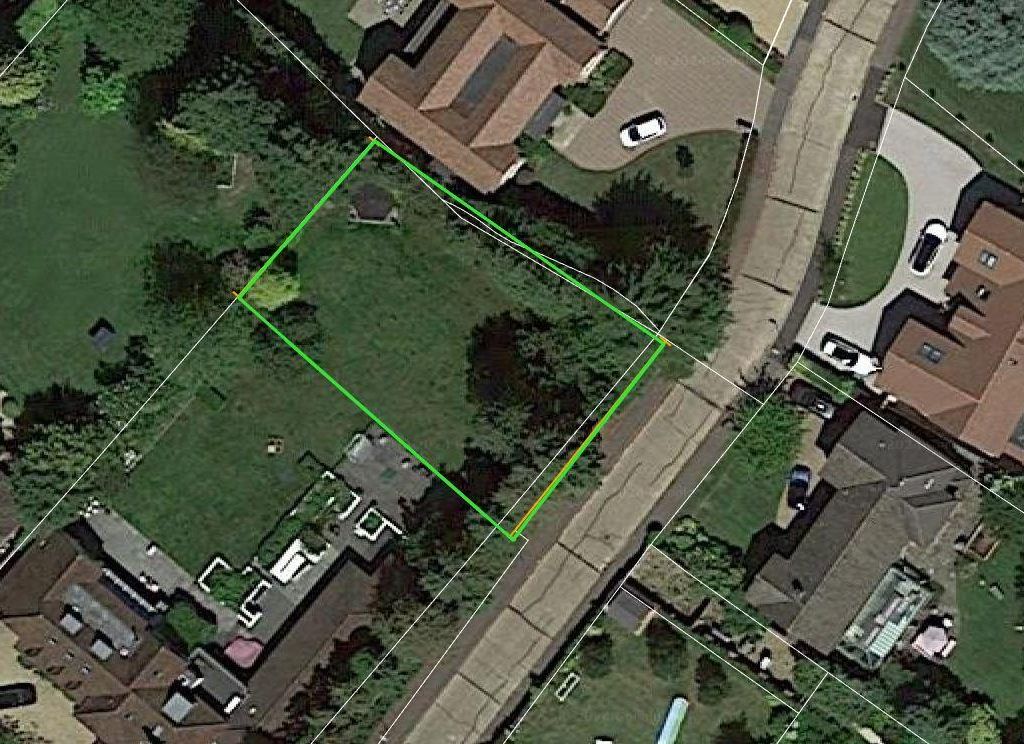 Land for sale in Dellcroft Way, Harpenden AL5, £1,200,000 Zoopla