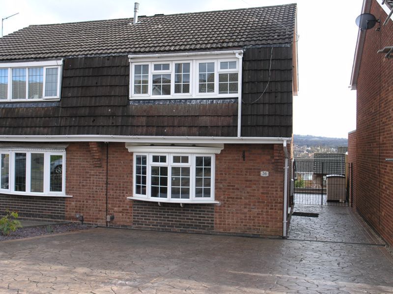 3 bed semidetached house for sale in Hordern Crescent, Brierley Hill