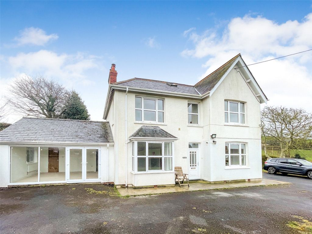 4 bed detached house for sale in Cross Street, Bow Street, Ceredigion