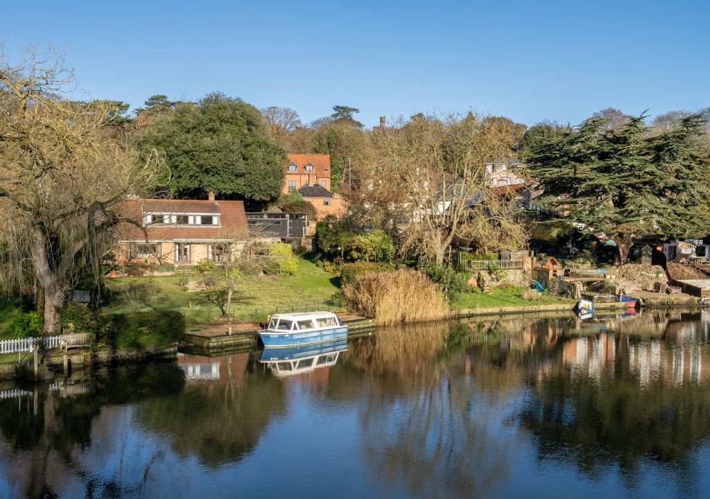 4 bed chalet for sale in Yarmouth Road, Thorpe St. Andrew, Norwich NR7