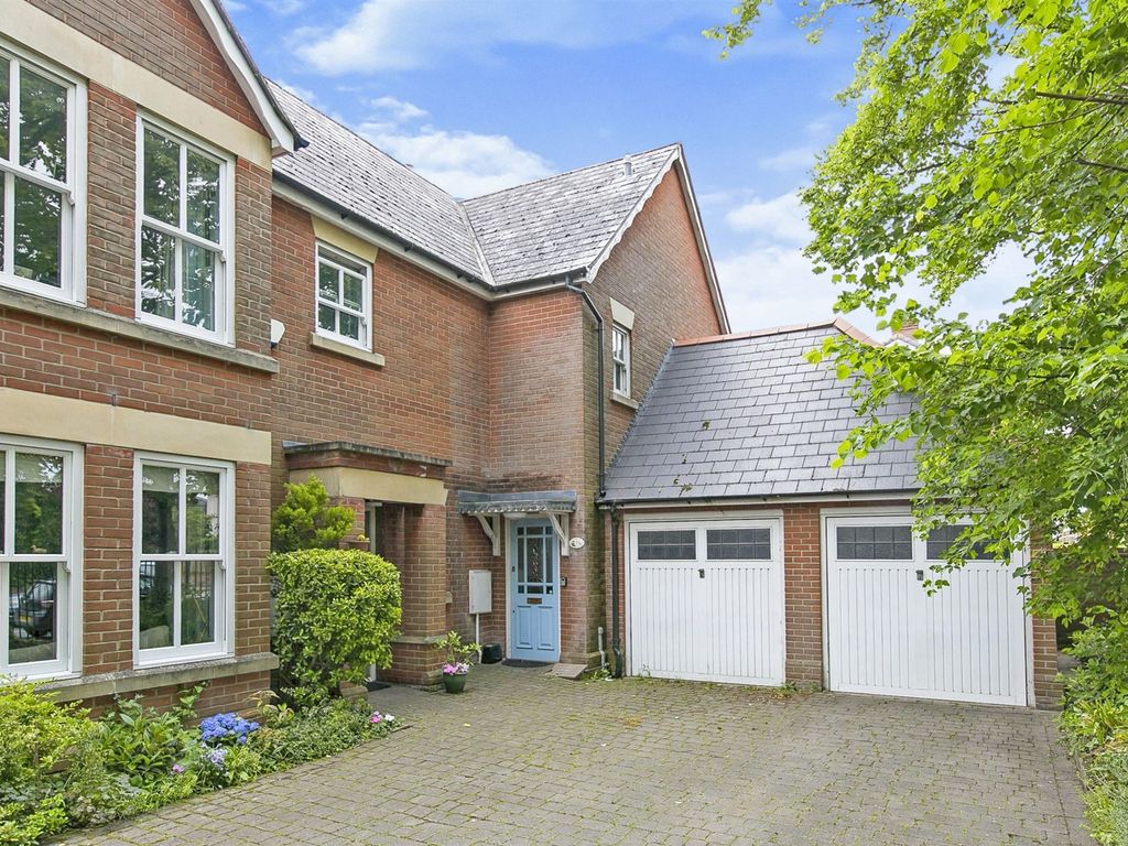 3 bed end terrace house for sale in Maldon Road, Colchester CO3 Zoopla