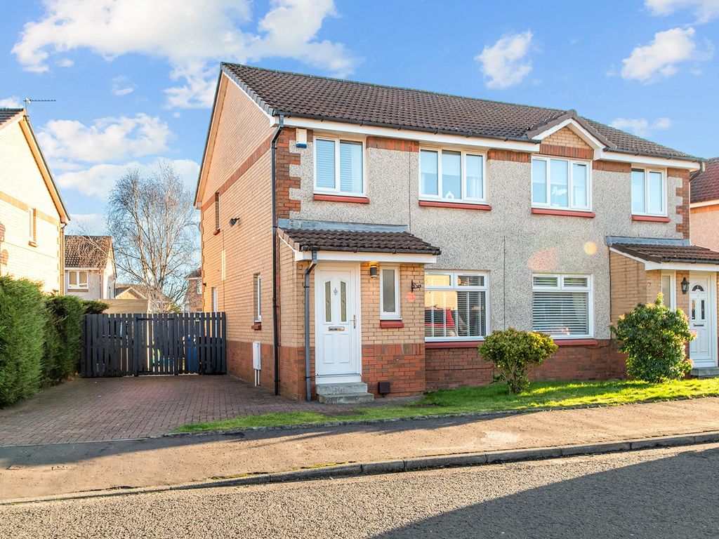3 bed semidetached house for sale in Kirkton Place, Carronshore