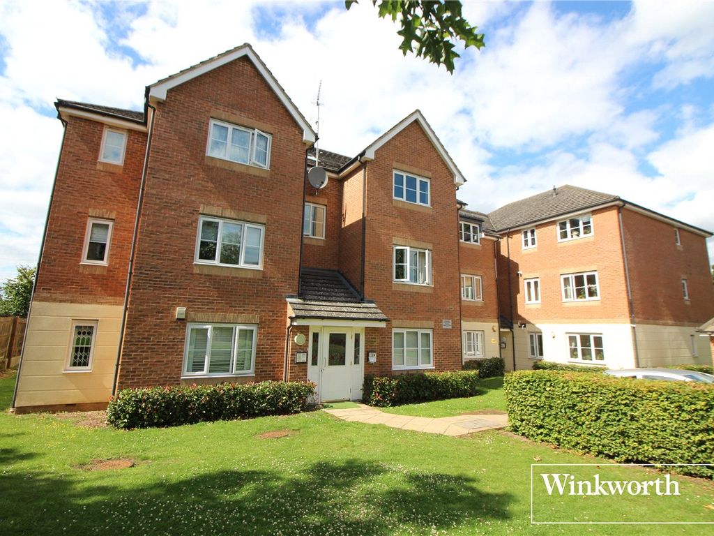 2 bed flat for sale in Eaton Way, Borehamwood, Hertfordshire WD6 Zoopla