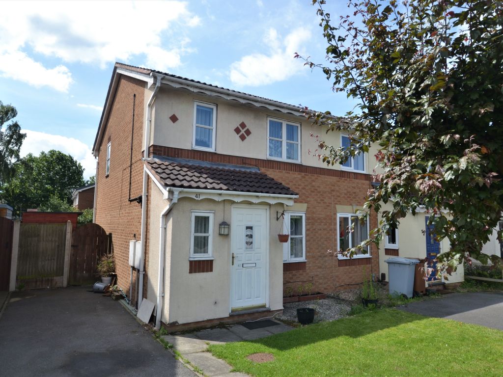 3 bed semidetached house to rent in Wheatsheaf Avenue, Newark, Notts