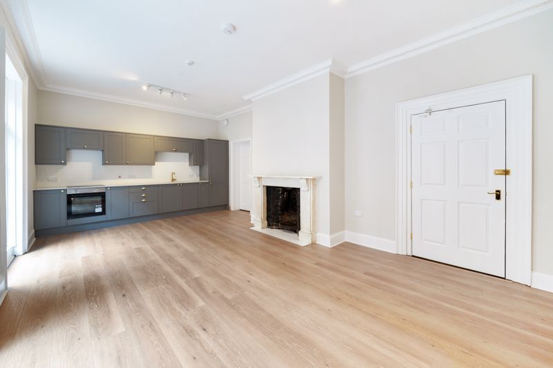 2 bed flat to rent in Berkeley Street, Gloucester GL1 Zoopla