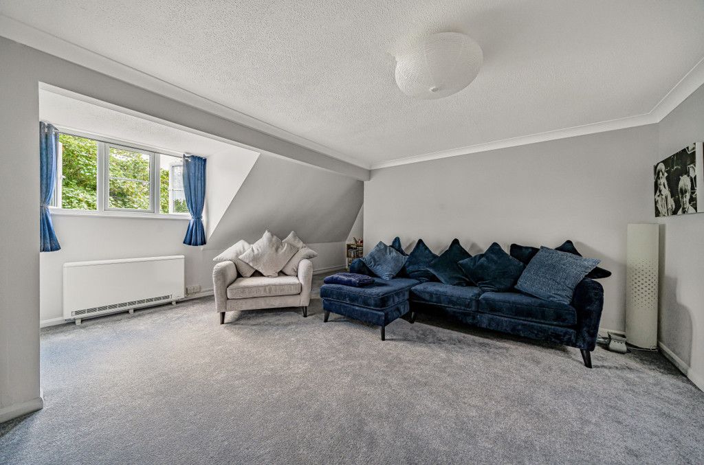 2 bed flat for sale in Uxbridge Road, Rickmansworth, Hertfordshire WD3