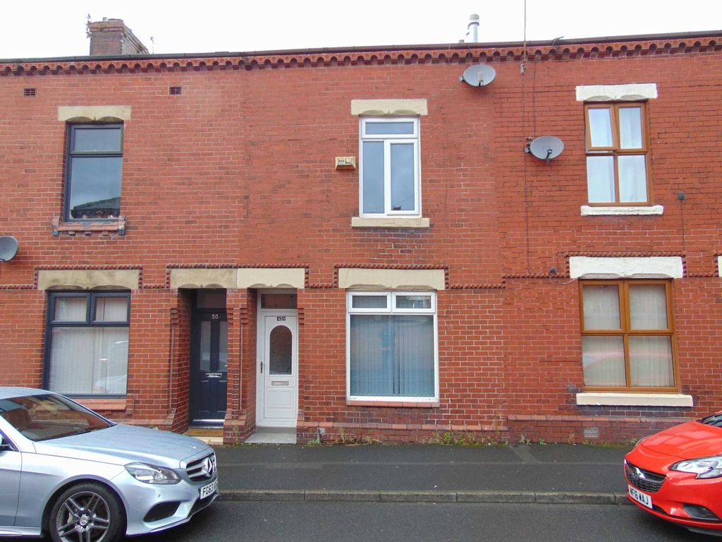2 bed terraced house to rent in Hesketh Avenue, Shaw OL2, £795 pcm Zoopla