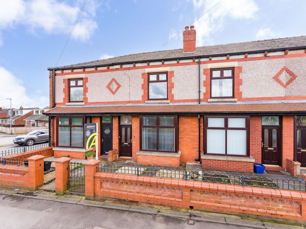 3 bed terraced house for sale in Bickershaw Lane, Abram WN2, £140,000