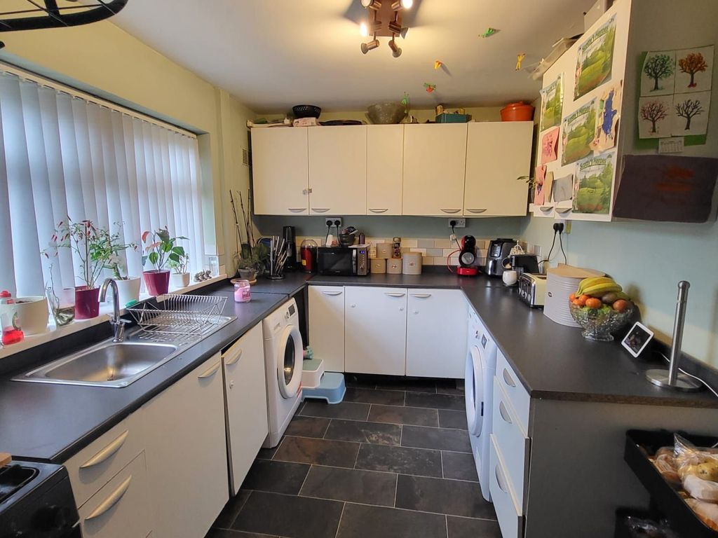 3 bed terraced house for sale in Shetland Gardens, Intake, Doncaster