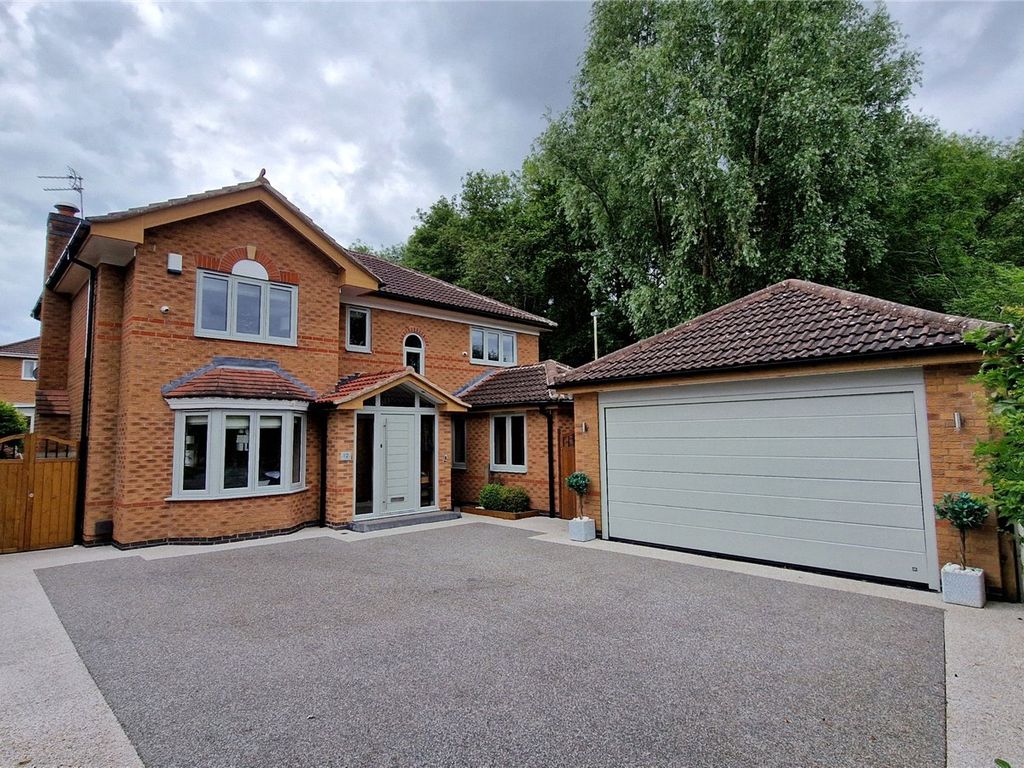 4 bed detached house for sale in Harebell Close, Hamilton, Leicester