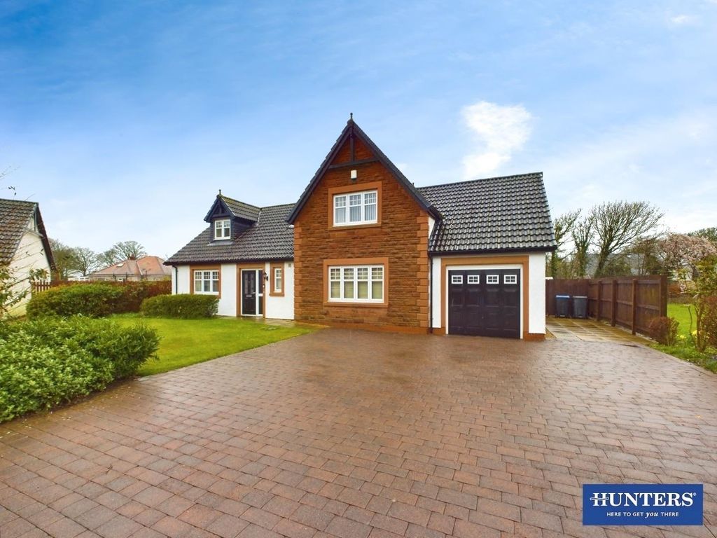 4 bed detached house for sale in Queensberry Gardens, Powfoot, Annan