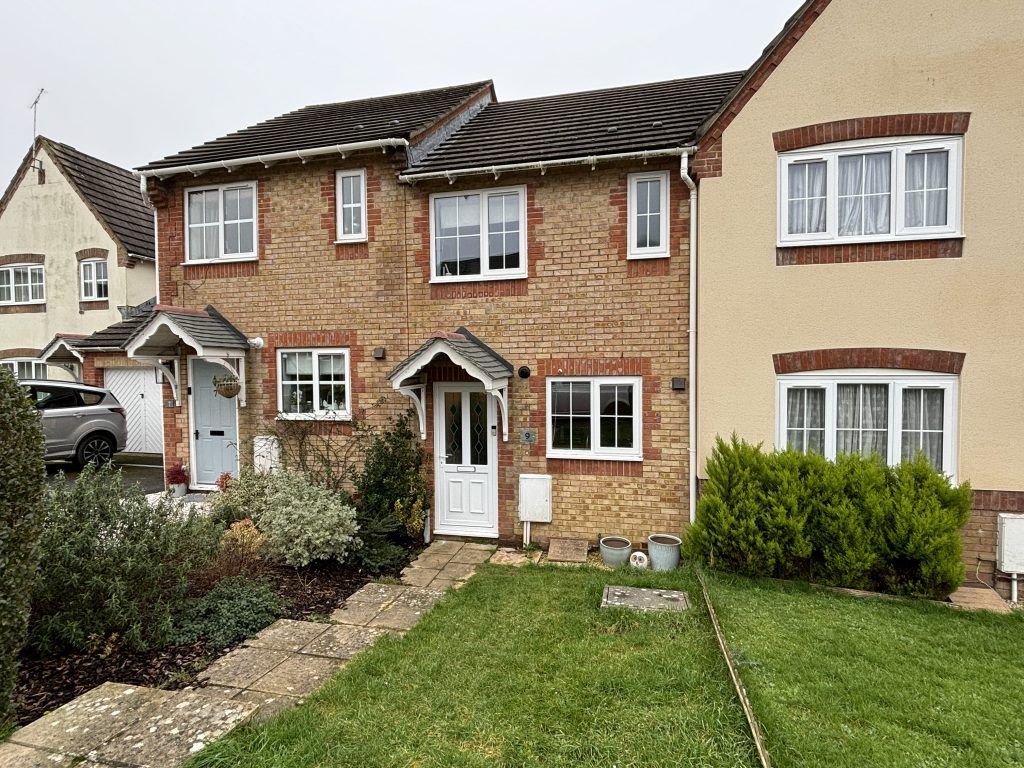 2 bed terraced house for sale in Plover Court, Yeovil, Somerset BA21, £