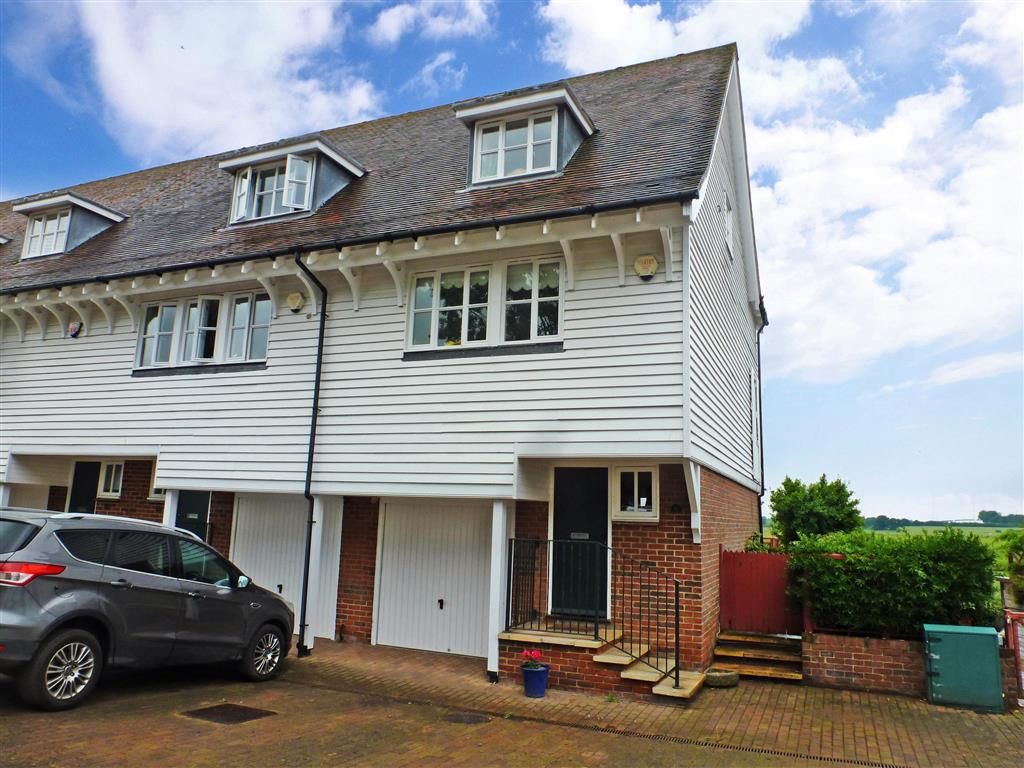 3 bed end terrace house for sale in North Quay, Conyer, Sittingbourne, Kent ME9 Zoopla