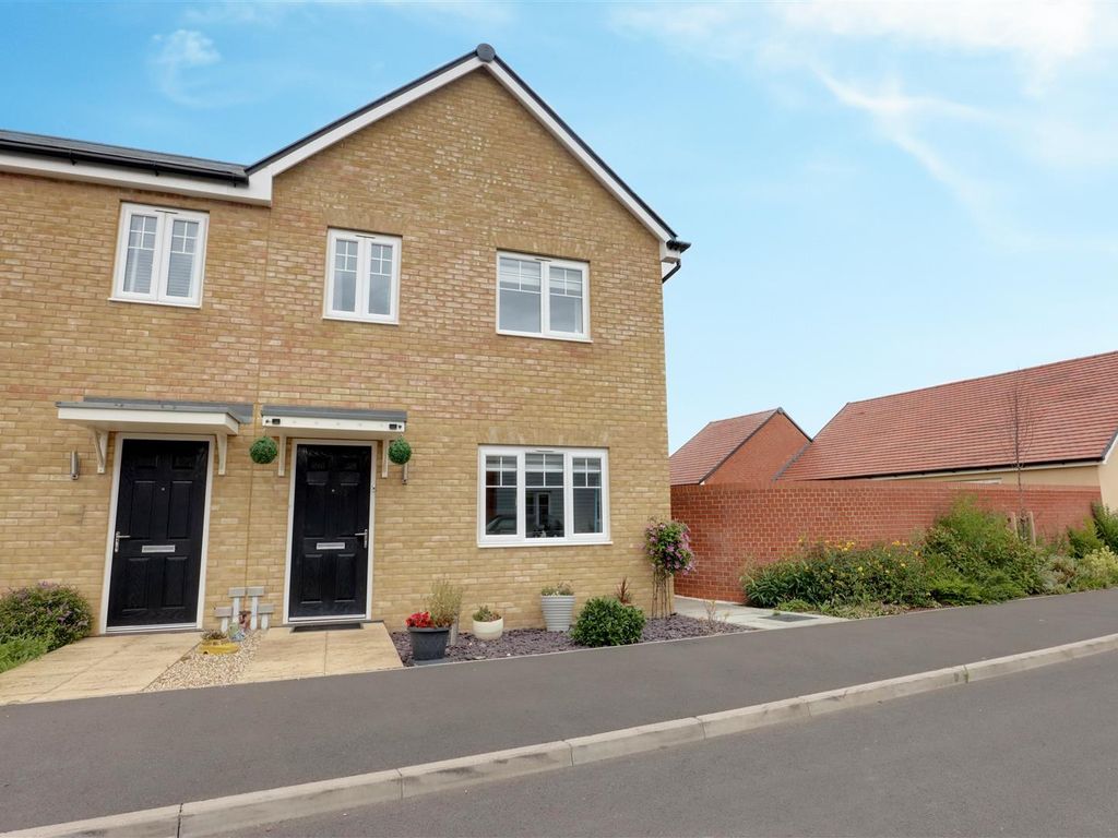 3 bed semidetached house for sale in Henderson Road, ThorpeLeSoken