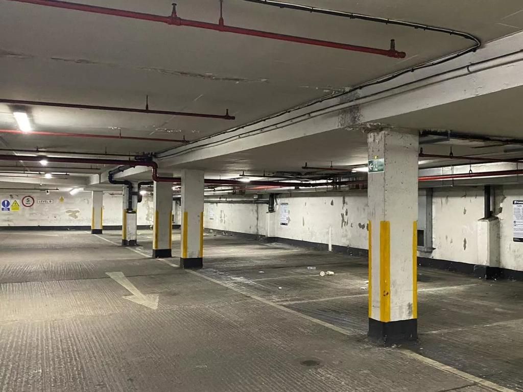 Parking/garage for sale in Lant Street, London SE1, £40,000 Zoopla