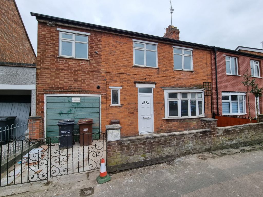 5 bed semidetached house for sale in Humberstone Lane, Leicester LE4 Zoopla