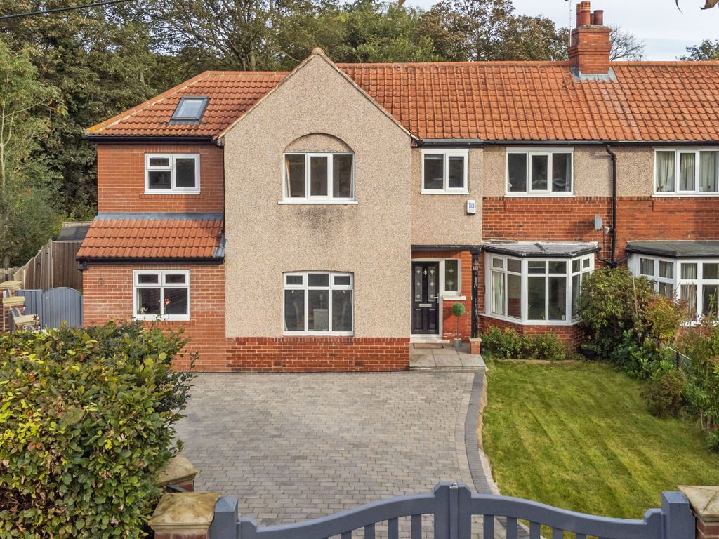4 bed semidetached house for sale in West Park Drive West, Roundhay, Leeds LS8, £535,000 Zoopla