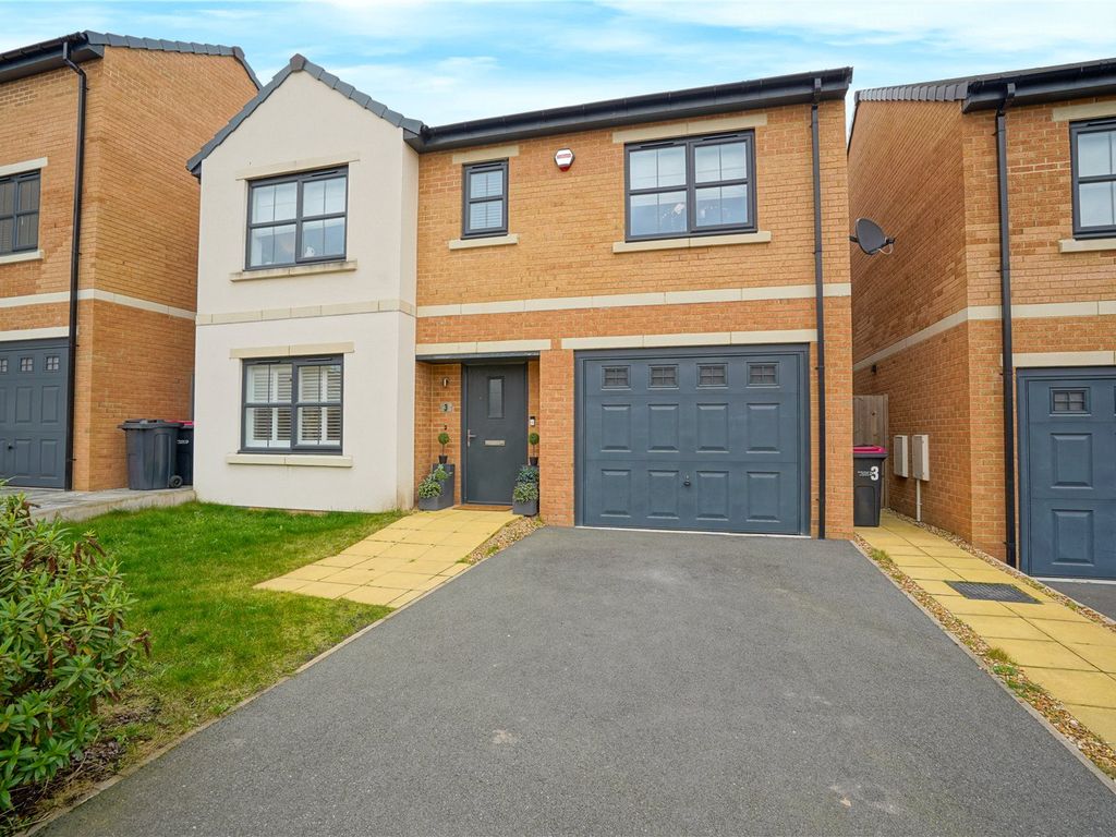 4 bed detached house for sale in Waterstone Close, Maltby, Rotherham, South Yorkshire S66, £