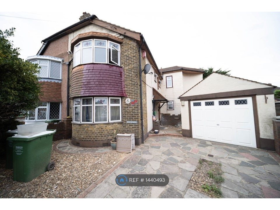 4 bed semidetached house to rent in Swanley Road, Welling DA16 Zoopla