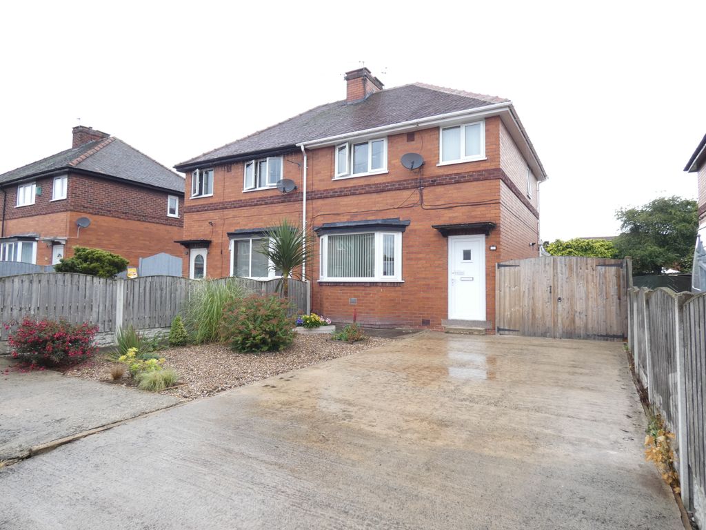 3 bed semidetached house for sale in College Road, Castleford WF10 Zoopla