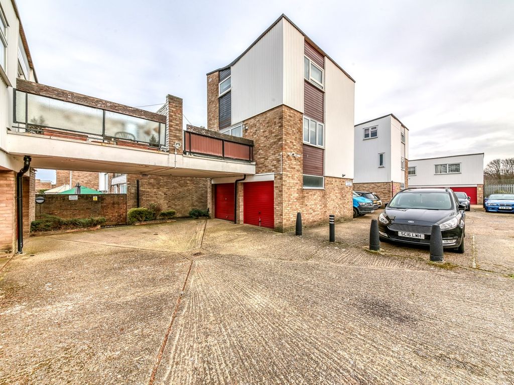 2 bed town house for sale in Radnor Walk, Croydon CR0, £350,000 Zoopla