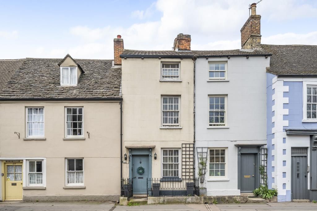 3 bed town house for sale in Bridge Street, Witney OX28, £325,000 Zoopla