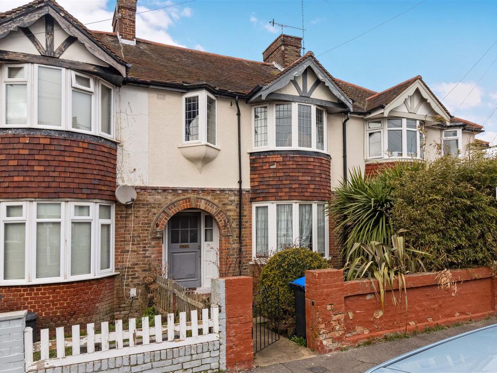 3 bed terraced house for sale in Alverstone Road, Broadwater, Worthing