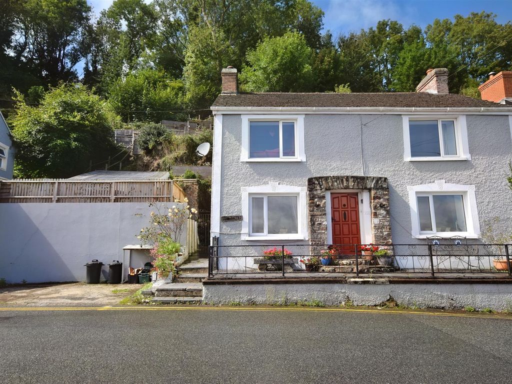 3 bed detached house for sale in Pilot Street, St. Dogmaels, Cardigan SA43, £330,000 Zoopla