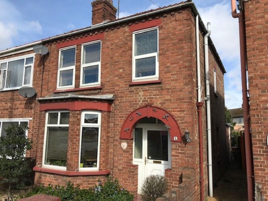 3 bed semidetached house for sale in 8 Leverington Road, Wisbech