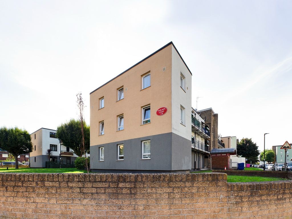 Fairlawn Court, Fairlawn, London SE7