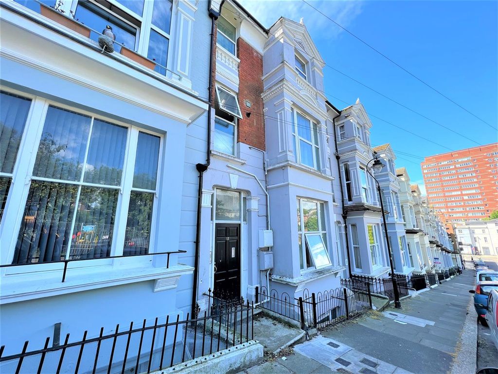 1 bed flat to rent in St. Johns Road, St. LeonardsOnSea TN37 Zoopla