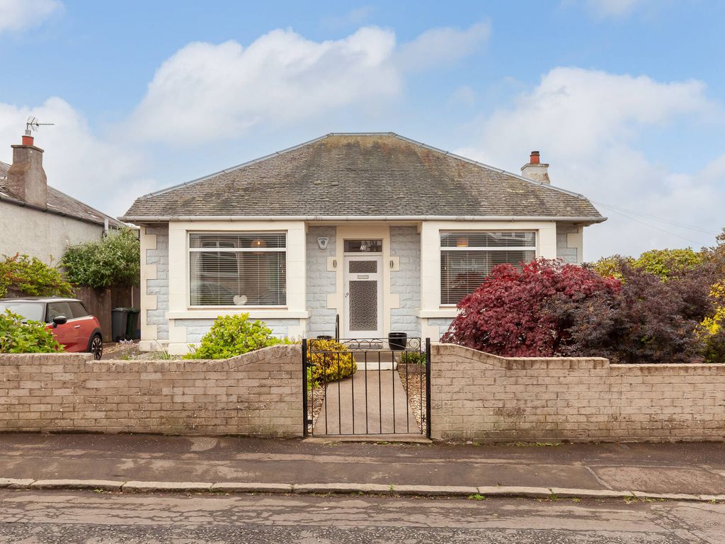 3 bed detached bungalow for sale in 20 Hillview Road, Edinburgh EH12, £550,000 Zoopla