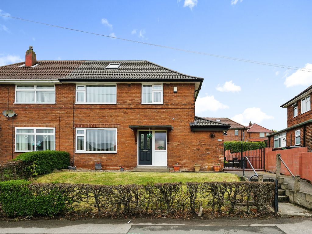 3 bed semidetached house for sale in South Parkway, Leeds, West