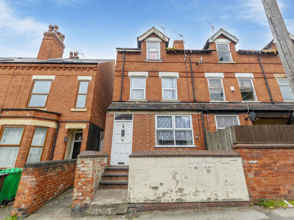 5 bed semidetached house for sale in Nottingham Road, New Basford