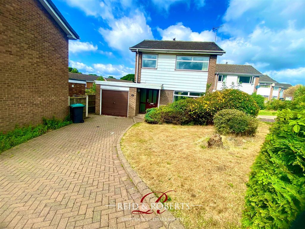 Property for sale in Pine Grove, Llay, Wrexham LL12, £165,000 Zoopla