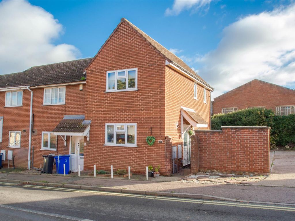 2 bed end terrace house for sale in Duddery Hill, Haverhill CB9, £