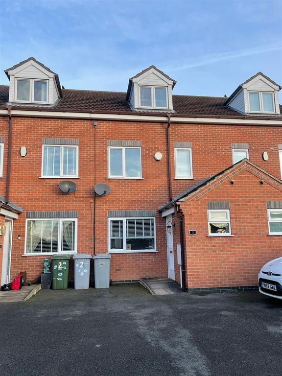 3 bed town house to rent in Mavis Wood Mews, Blidworth, Mansfield NG21