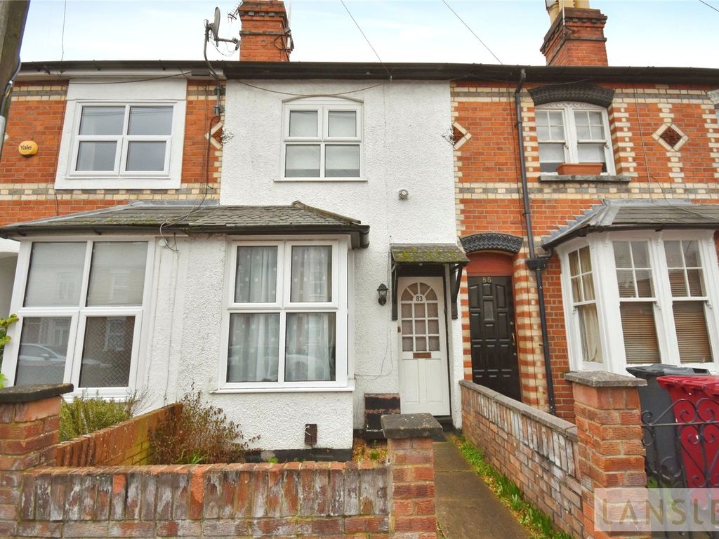2 bed terraced house for sale in Albany Road, Reading RG30, £290,000