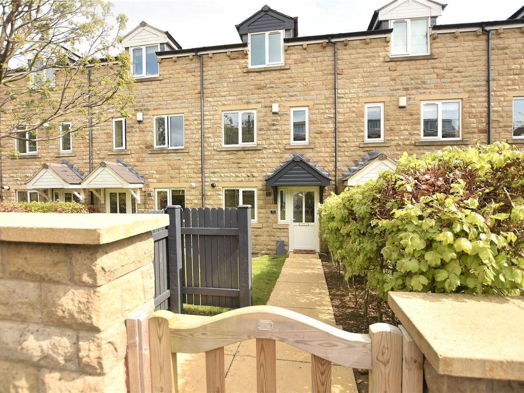 4 bed terraced house for sale in Kerry Hill, Horsforth, Leeds, West