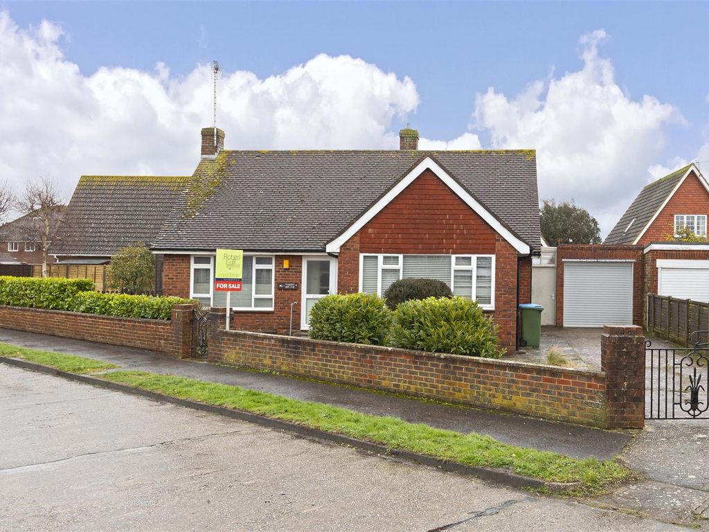 2 bed detached bungalow for sale in Parry Drive, Rustington
